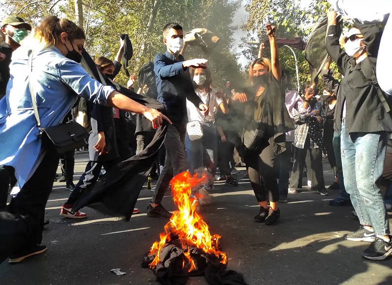 iran-oltre-100-manifestanti-a-rischio-impiccagione.-onu,-pena-di-morte-usata-per-spaventare-i-cittadini-–-agenpress