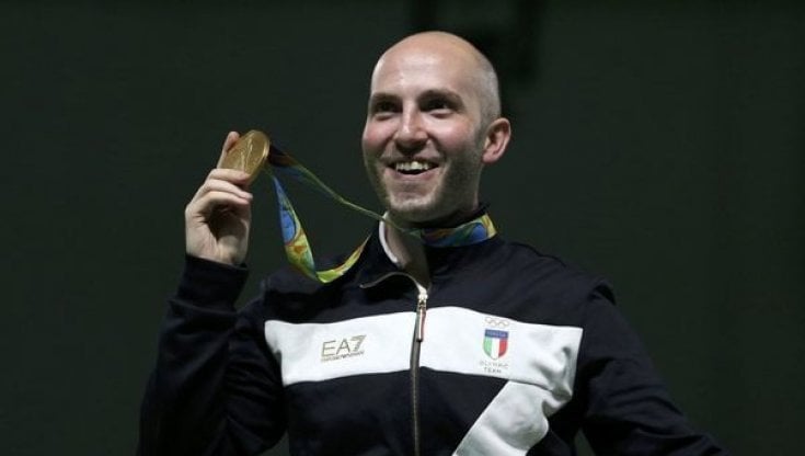 la-lettera-del-campione-olimpico-campriani:-“troppa-superficialita-nel-parlare-di-armi-a-scuola.-in-classe-va-sviluppata-l’intelligenza-emotiva”-–-amedeo-nicolazzi-biografia