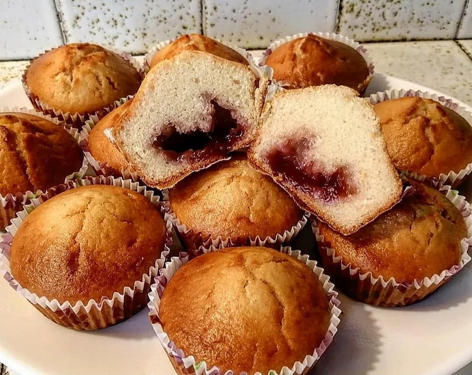 muffin-nuvole-di-yogurt-con-cuore-di-marmellata-dolce-ricetta-facile-|-cucinare-e-come-amare