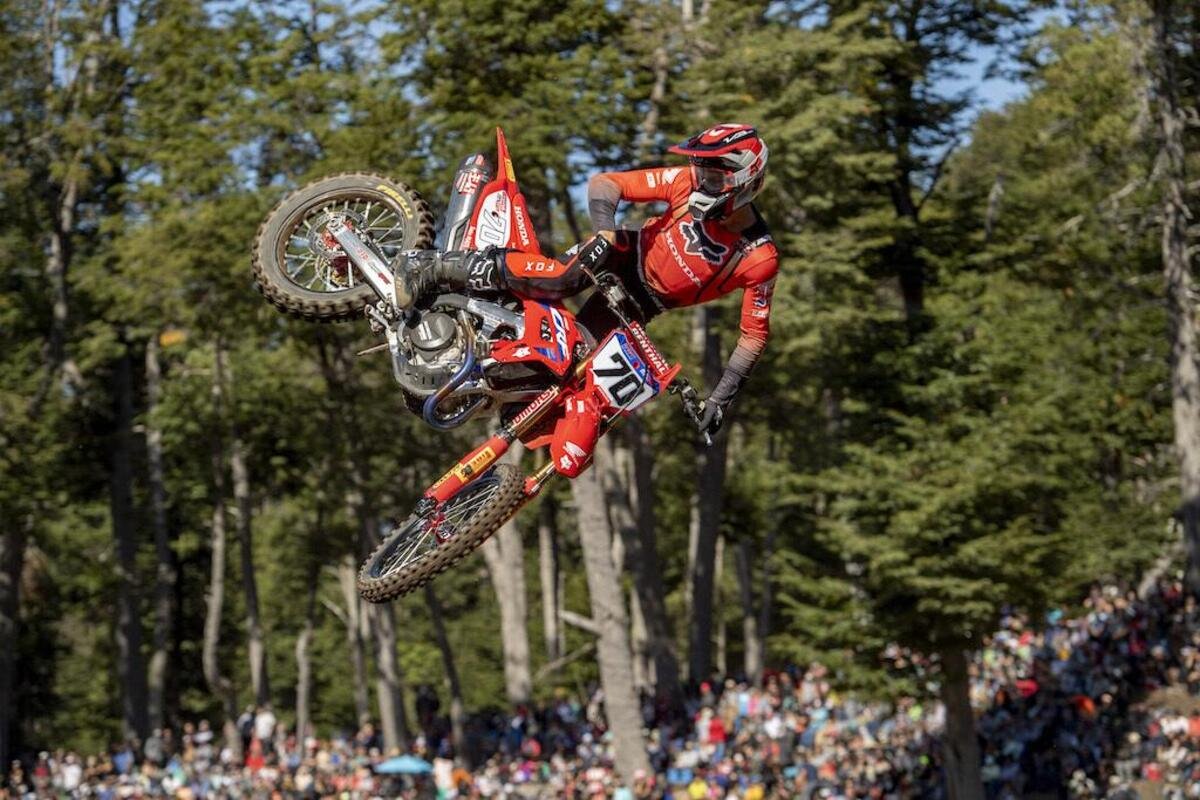 mxgp-patagonia-argentina-2023-l'assoluta-a-geerts-e-fernandez,-secondo-adamo-[video]-–-motocross-–-moto.it