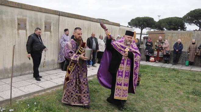 cimitero-di-ravenna:-consacrazione-del-terreno-dato-agli-ortodossi-per-le-sepolture-–-ravennanotizie.it