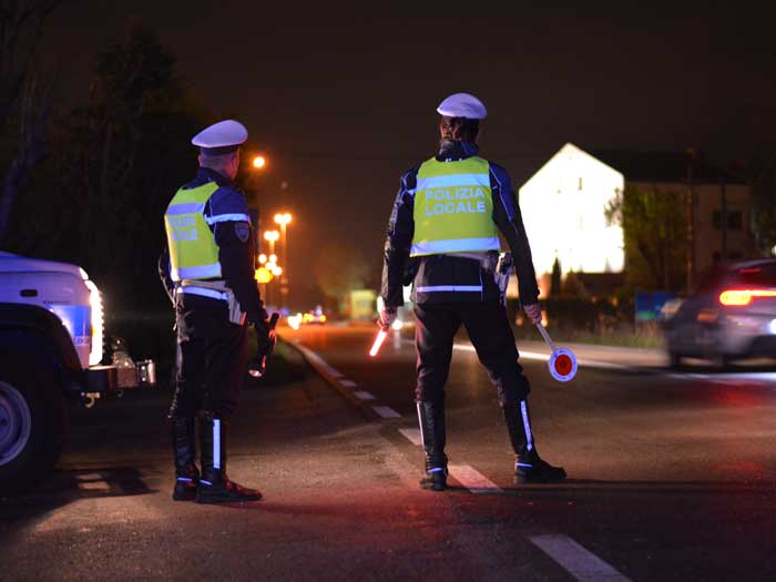 22-automobilisti-con-veicoli-non-revisionati-sanzionati-durante-i-controlli-della-polizia-locale-di-modena