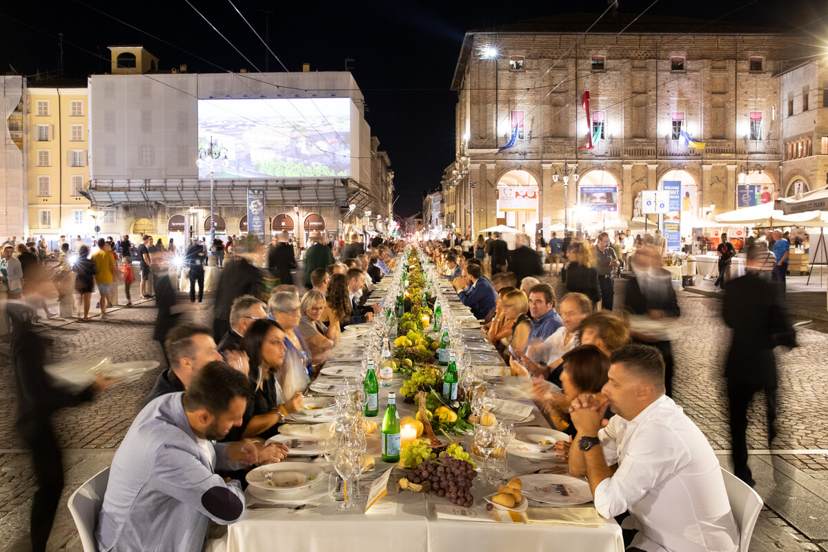 settembre-enogastronomico:-il-5-torna-la-cena-dei-mille